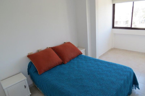 Imagen 8 de 17 de Departamento - Pinamar