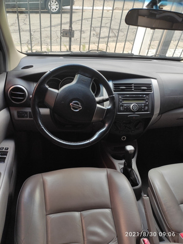 Imagem 7 de 15 de Nissan Livina 2011 1.6 Sl Flex 5p
