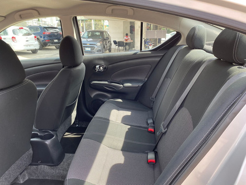 Imagen 12 de 15 de Nissan Versa 2019 1.6 Advance Mt