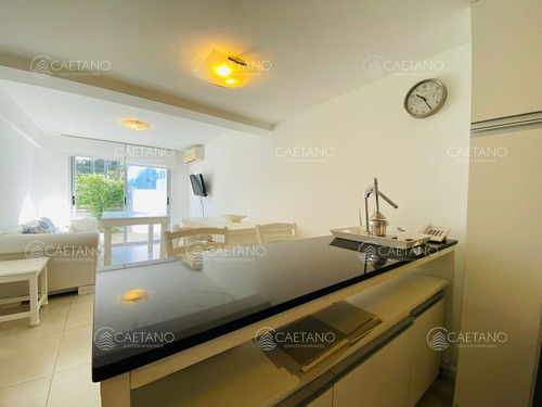 Excelente Apartamento De 2 Dormitorios En Alquiler - Montoya