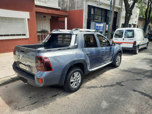 Renault Duster Oroch 2.0 Outsider Plus