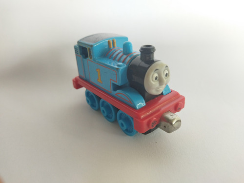 Thomas Tren Azúl Imán Mattel 2012