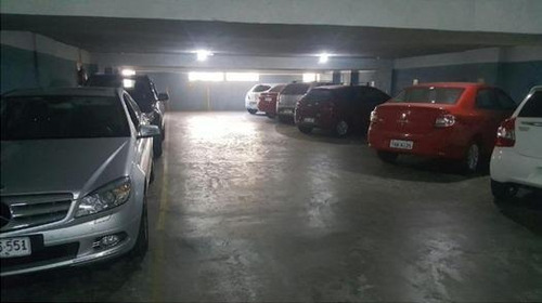 Imagen 2 de 8 de Parking En El Centro, Prox 18 De Julio