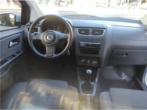 Volkswagen Fox 1.0 Mi Trend 8v Flex 2p Manual