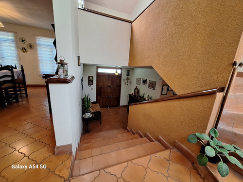 Venta Casa En Alamos Querétaro Colonia Inmejorabla Y De Prestigio Centrica