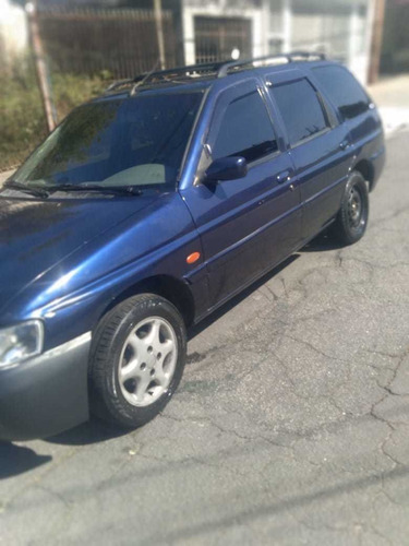Imagem 1 de 10 de Ford Escort Glx