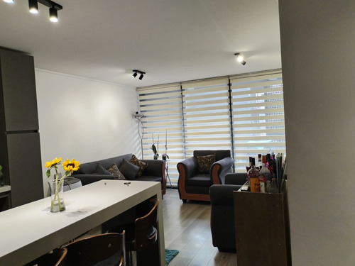 Vive En Amplio Y Semi Nuevo Depto. En Ñuñoa En Venta Uf 7900