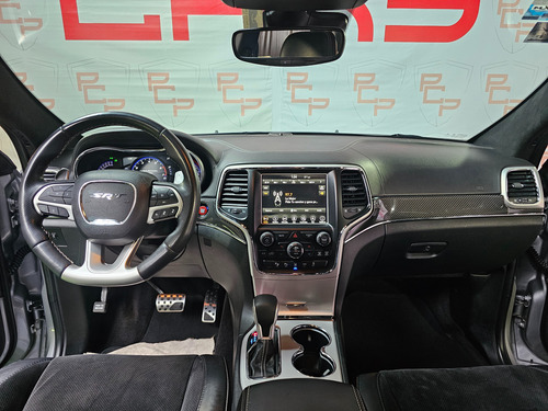Jeep Grand Cherokee 6.4 Srt-8 At