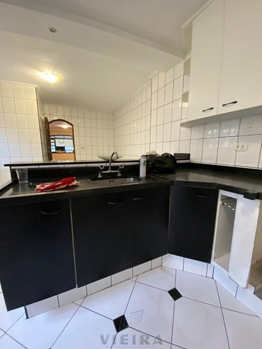 Imagem 6 de 15 de Imóvel Localizado Em Rua Residencial E Tranquila. - 3584-1