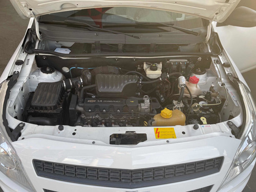Imagem 12 de 12 de Chevrolet Montana 1.4 Ls Flex 2016