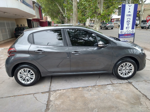 Peugeot 208 1.6 Allure 2018