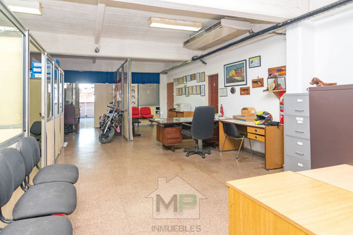 Imagen 8 de 24 de Galpon En Venta En Liniers