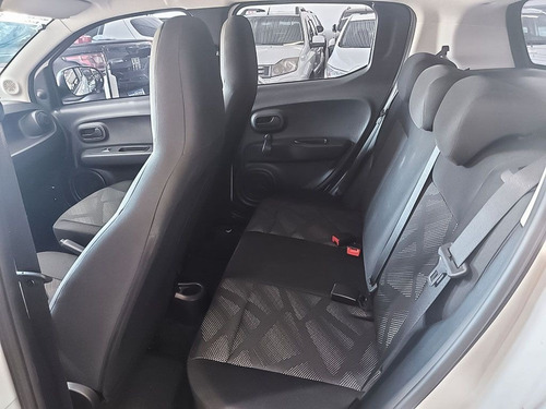 Imagem 7 de 14 de Fiat Mobi 1.0 8v Evo Like.