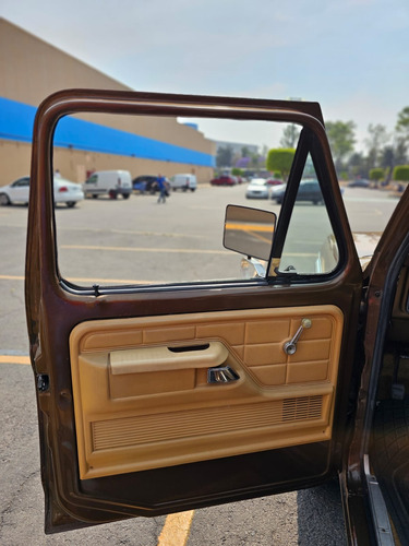 Ford F-150 Custom 4x4
