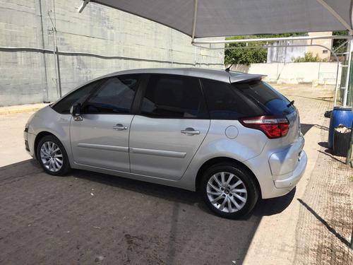 Imagem 4 de 15 de Citroën C4 Picasso 2011 2.0 5p