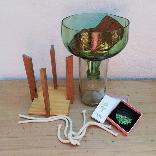 Kit Little Plant 32 Con Soporte, Maceta Autorregante