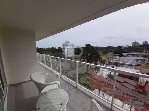 Imagen 5 de 10 de Apartamento En Venta Punta Del Este 1 1-2 Dorm #1733
