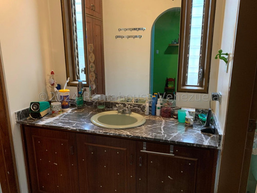 Ls Vende Apartamento P B Urb Miranda