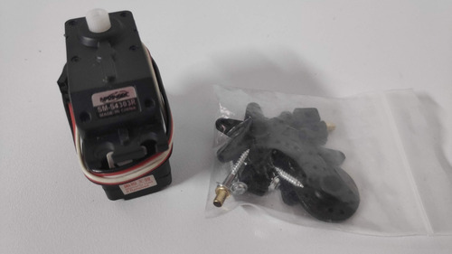 Imagen 4 de 4 de Servomotor Rc De Rotación Continua