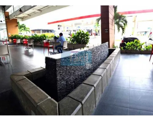 Local En El Norte De Cali - Plazoleta En Servicentro Menga