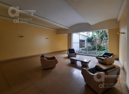 Imagen 10 de 11 de Departamento De 2 Ambientes De 43 M2 En Perú Al 900 San Telmo