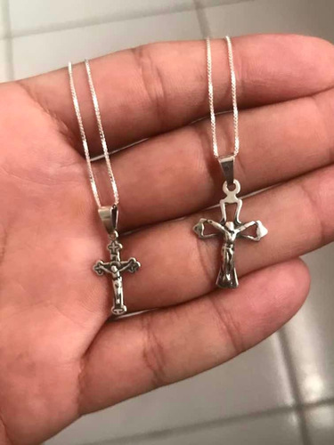Colar Com Crucifixo Em Prata 925