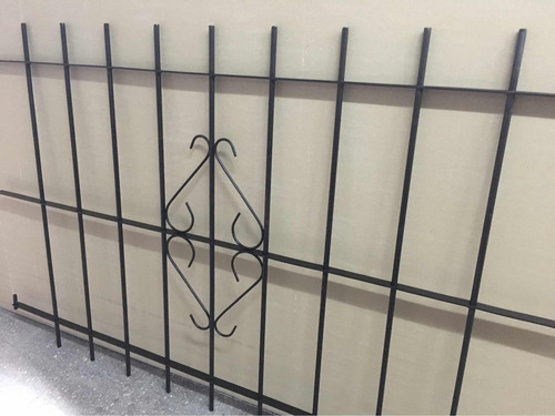 Reja Hierro Macizo Del 12 P/ventana 150x110 Dentro Mocheta