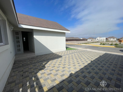 Arriendo Casa Nueva De Un Piso En Serena Golf