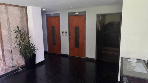 Venta Flores Departamento 3 Amb Frente Cochera