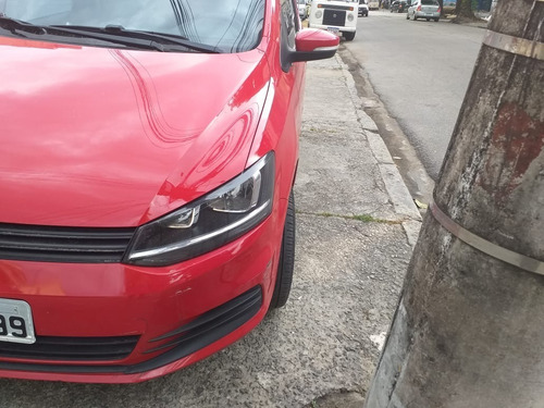 Volkswagen Fox 1.0 Vermelho