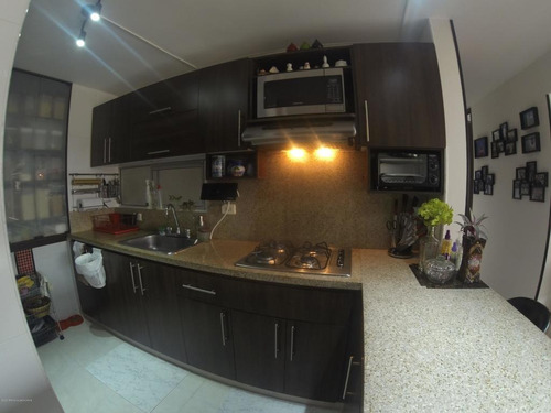 Apartamento En Nueva Castilla Rah Co: 21-1290