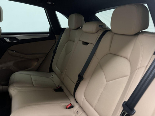 Porsche Macan 2.0 Turbo