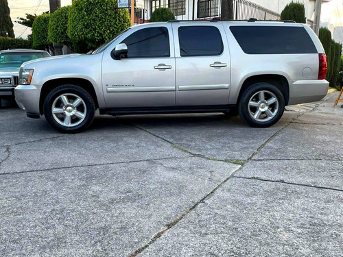 Imagen 13 de 15 de Chevrolet Suburban 2007 Lt Piel Dvd