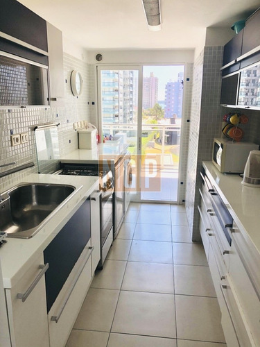 Imagen 14 de 28 de Apartamento En Brava, 3 Dormitorios