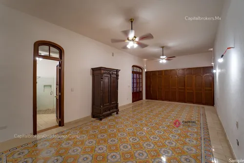 Casa Lujosa En Venta En Centro Histórico Mérida Remodelada