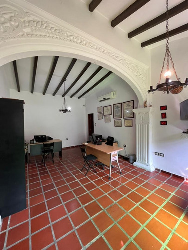 Imagen 6 de 11 de Casona En Venta En El Centro
