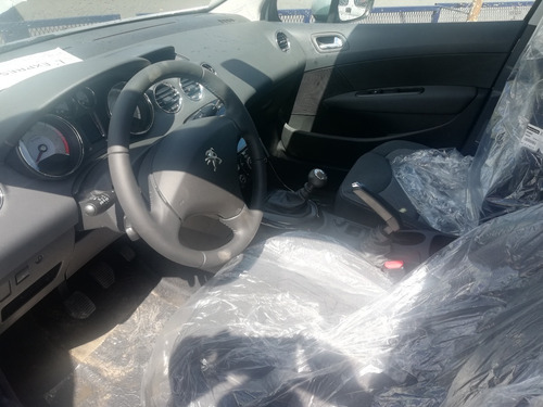 Peugeot 408 Allurre Hdi 1.6