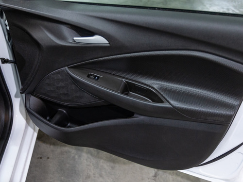 Onix Plus 1,0 Ltz At