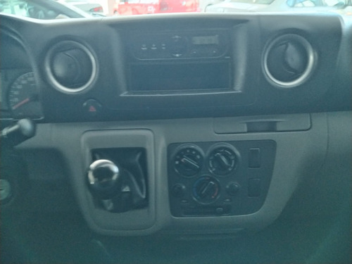 Nissan Urvan 2.5 Panel Amplia Aapack Seg Die Mt
