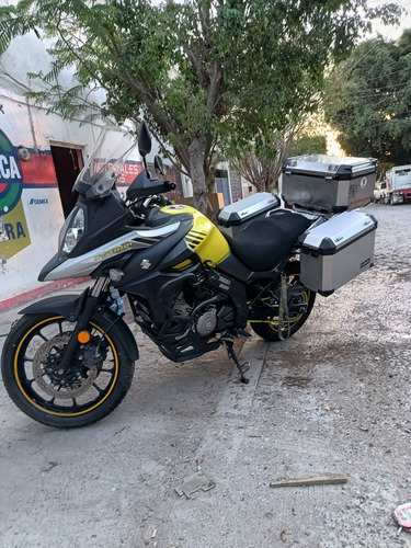V-strom 2017 En Excelentes Condiciones