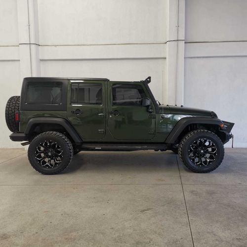 Imagen 8 de 15 de Jeep Wrangler 3.6 Unlimited Sport V6 4x4 At 2015