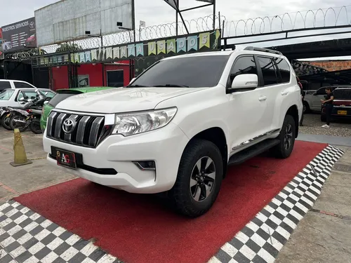 Toyota Prado Txl 3.0 At Diésel Blindaje 2 Plus