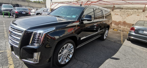 Imagen 4 de 15 de Cadillac Escalade 2017 6.2 Plinum 4x4 At