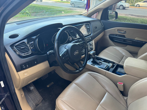 Kia Carnival 2.2 Crdi