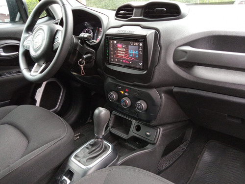 Jeep Renegade 1.8 Flex Aut. 5p