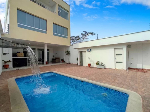 Imagen 17 de 20 de Cf. Se Vende Casa En Colinas De Pirineos, Sector Mirador.