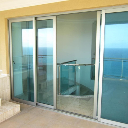 Lujoso Penthouse En Malecon Center Con Impresionante Vista