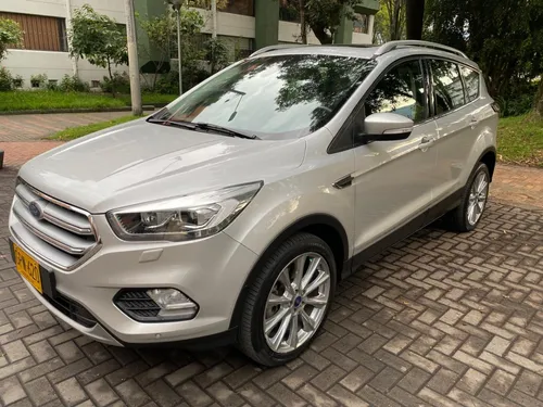 Ford Escape 2.0 Titanium