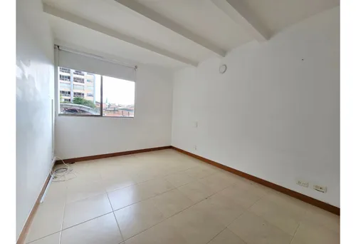 Apartamento En Arriendo En El Poblado, Cómodo Y Bien Ubicado