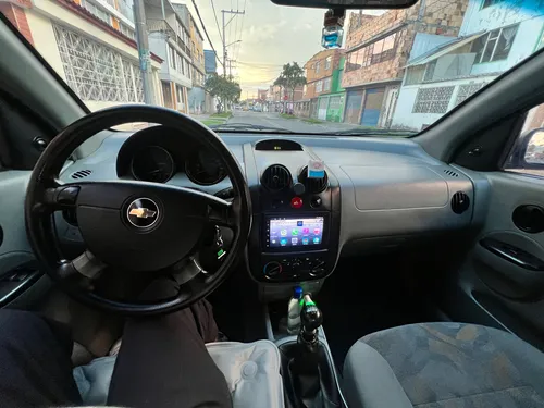 Chevrolet Aveo 1.4 Five